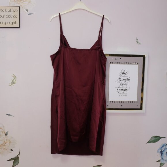 Nasty Gal Sought After Cowl Satin Dress - Picture 5 of 8